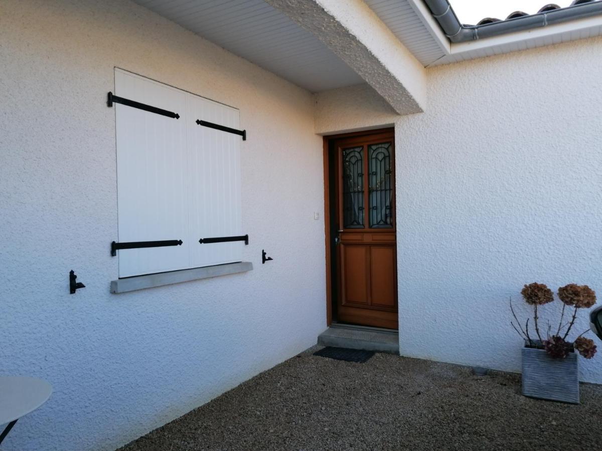 Maison D'Hotes Saint-Julien-l'Ars Ngoại thất bức ảnh